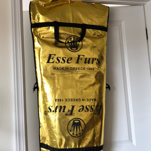 AUTHENTIC MINK FUR COAT 🧥 - Picture 7 of 9